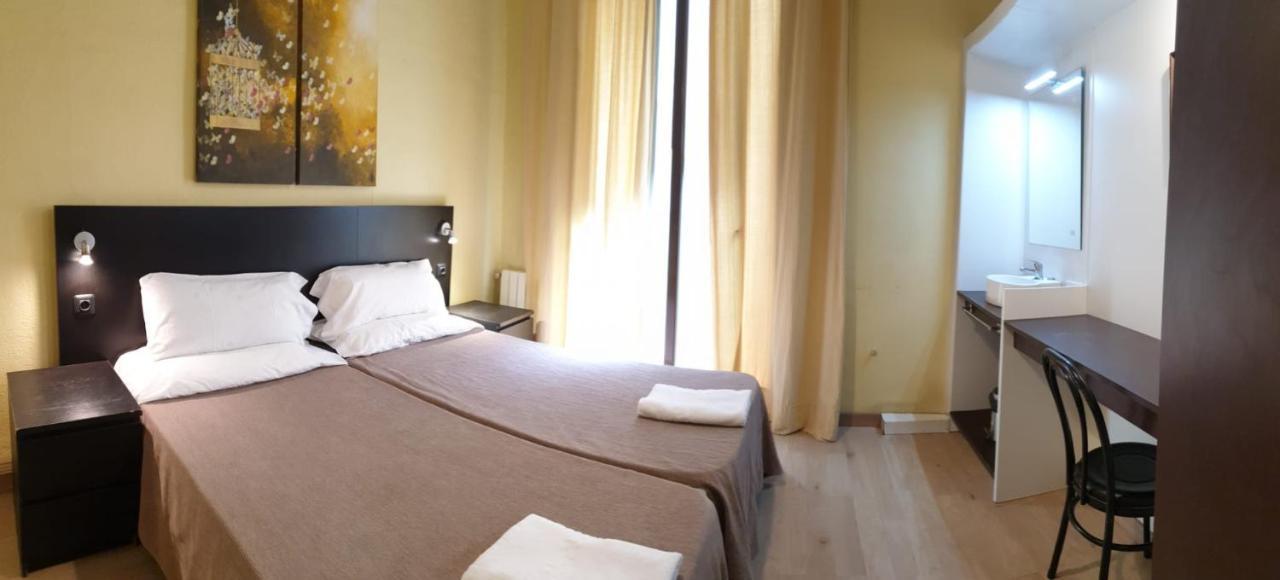 Hostal Baires Barcelona Exteriér fotografie