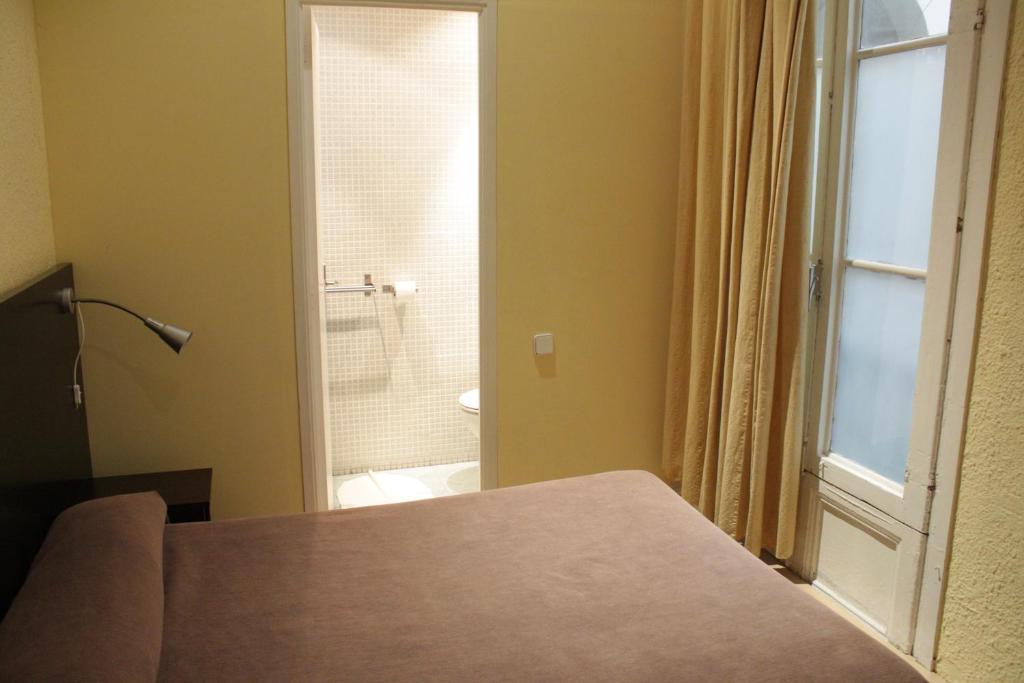 Hostal Baires Barcelona Pokoj fotografie